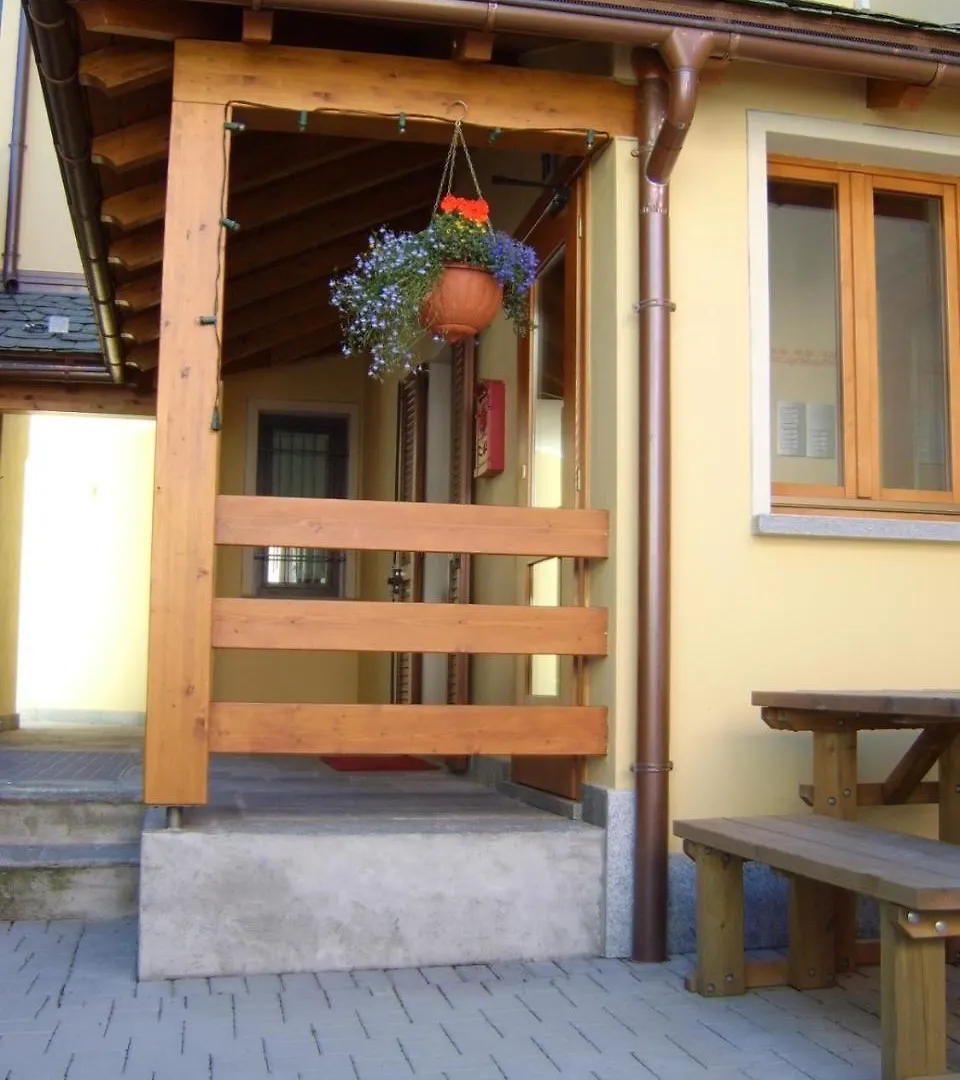 Residence Rezia Campodolcino
