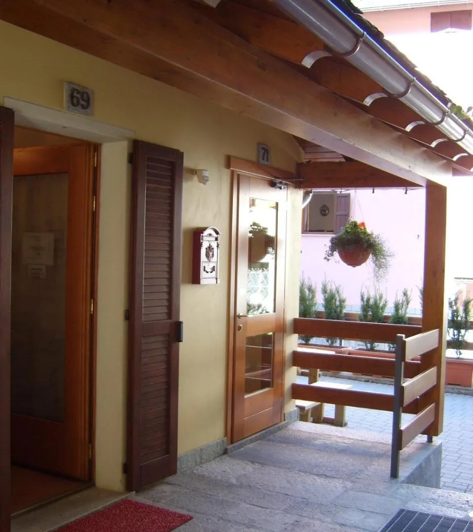 Aparthotel Residence Rezia Campodolcino